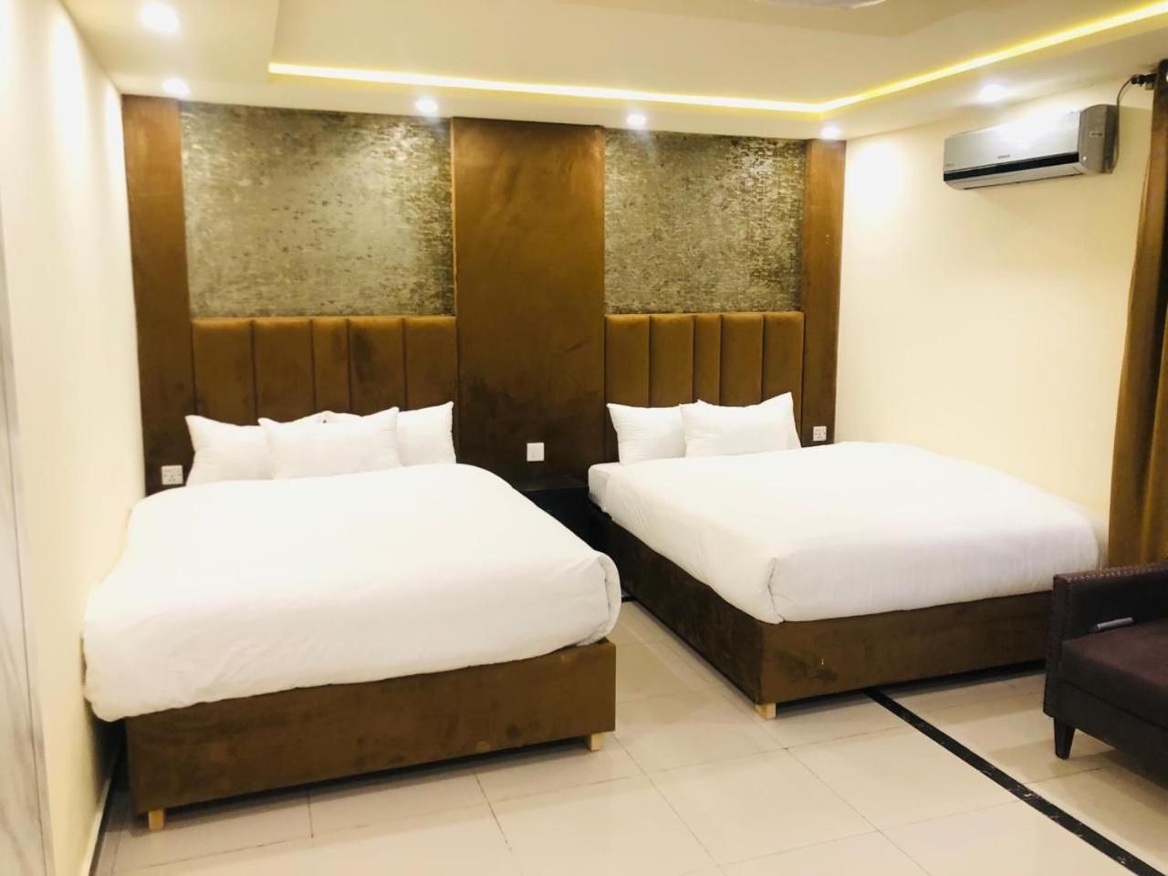 Blue Moon Residency Jinnah Super Islamabad Luaran gambar