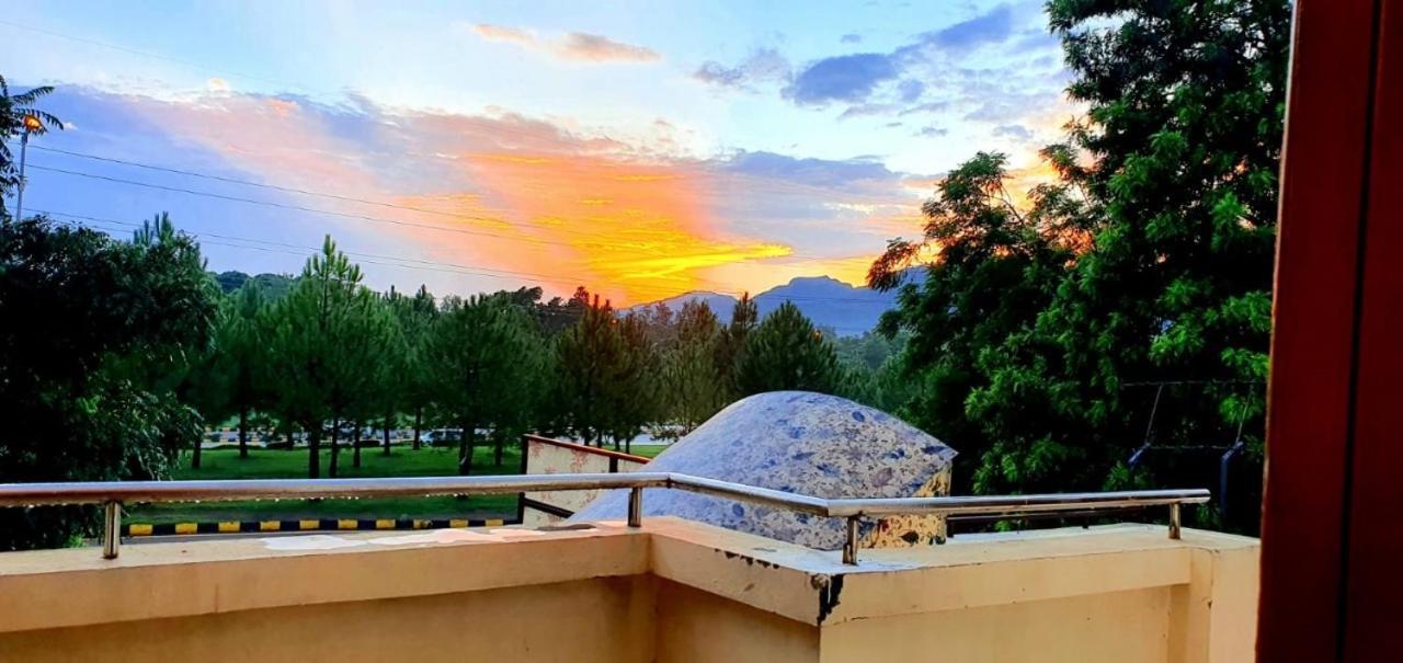 Blue Moon Residency Jinnah Super Islamabad Luaran gambar